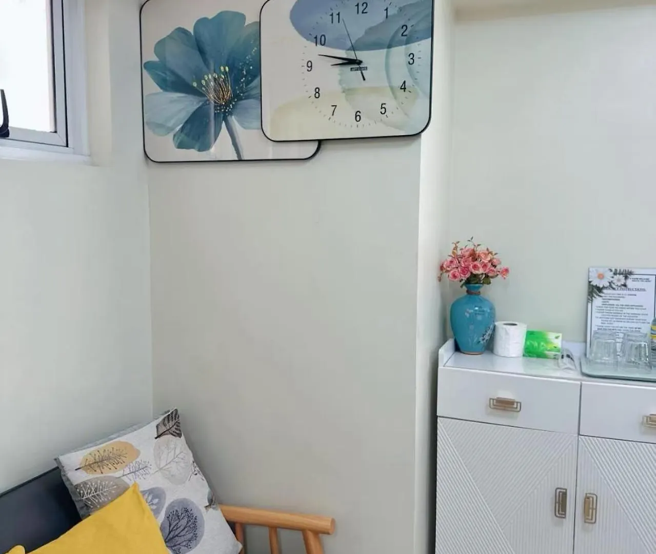 Brixton Place 2815 Weston Tower Pasig City 5*,  Filippinerna